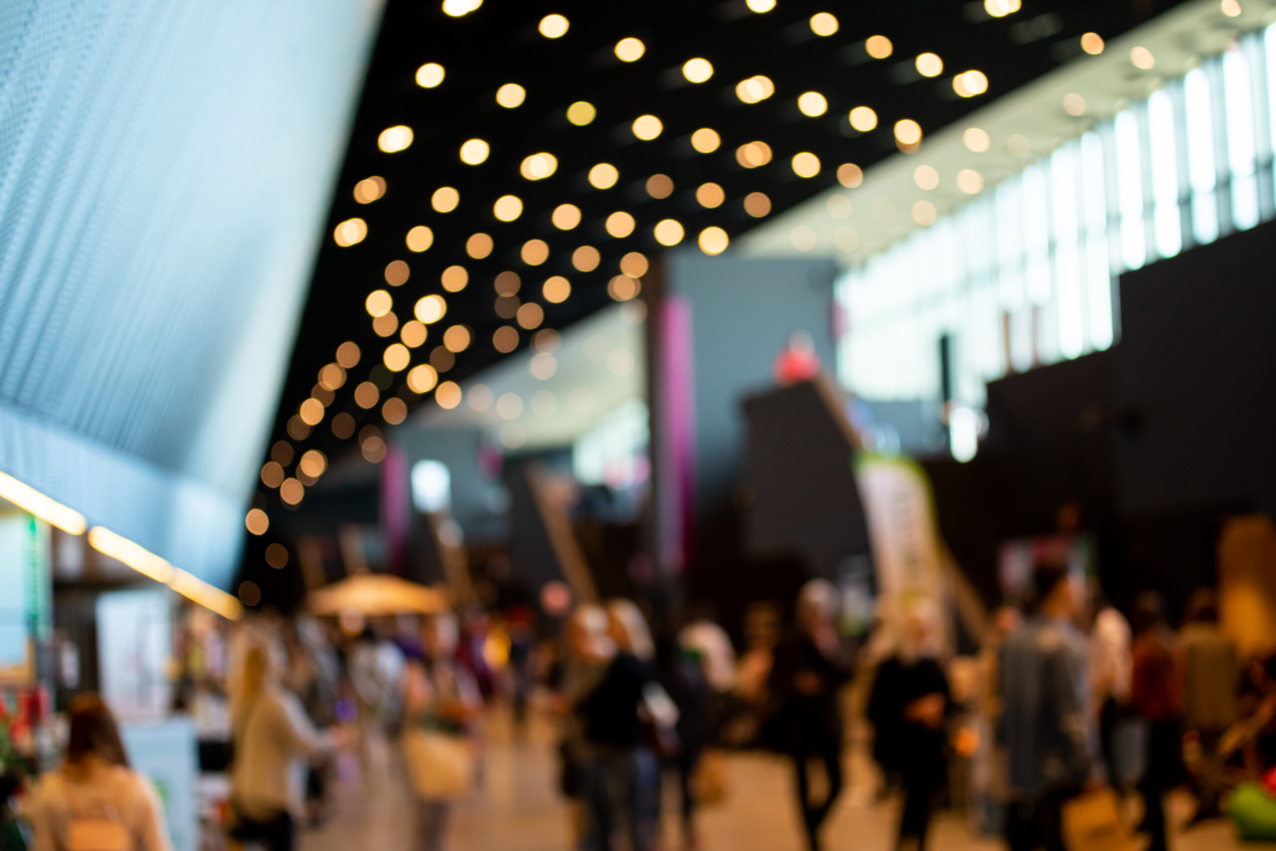 EmbeddedWorld@ami.com